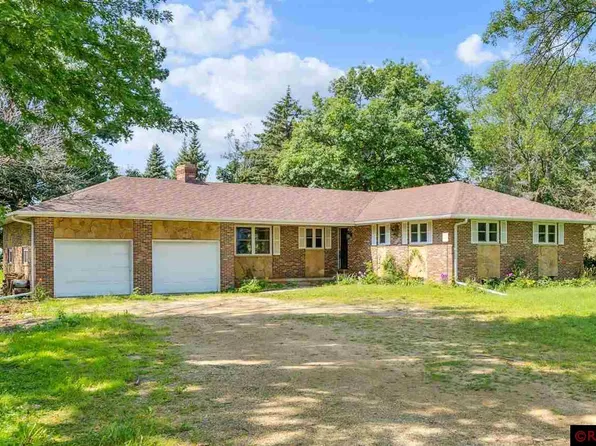 39647 County Road 15 St, Saint Peter, MN 56082