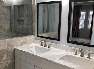 300 Swansboro Dr, Cary, NC 27519