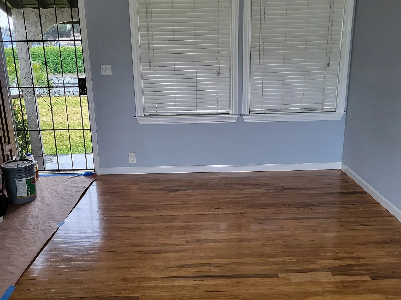 3 bed, 936 sqft, $2,800 — Photo 3