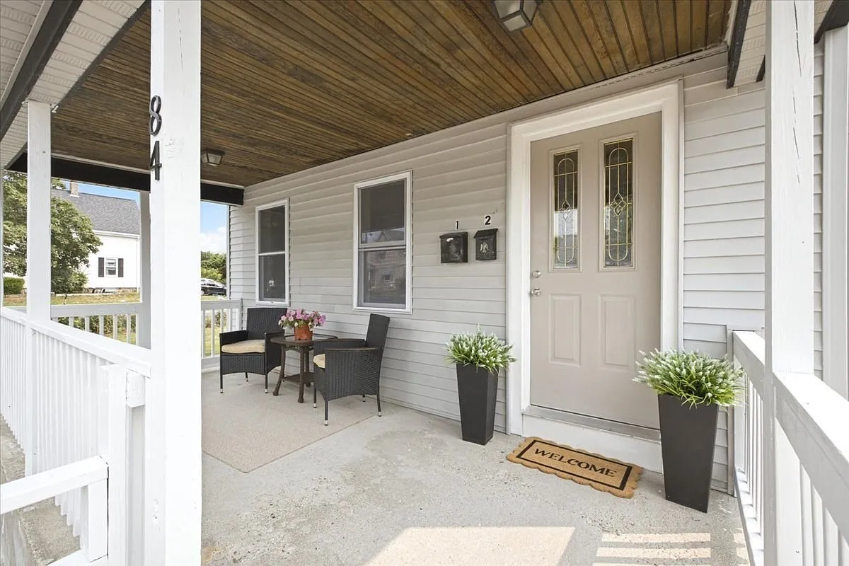 2 bed, 1.0 bath, 853 sqft, $2,800 — Photo 4