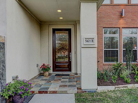 5th image of 5421 Hidalgo St Unit B