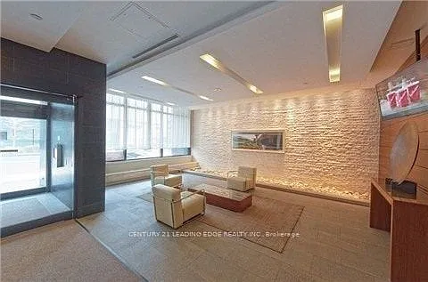 8 Telegram Mews — Photo 3