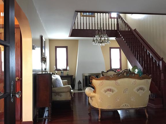 4th image of 23414 Seward Ave