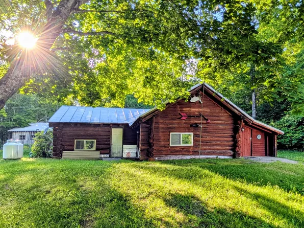 147 Calvin Gray Road, Madrid Twp, ME 04966