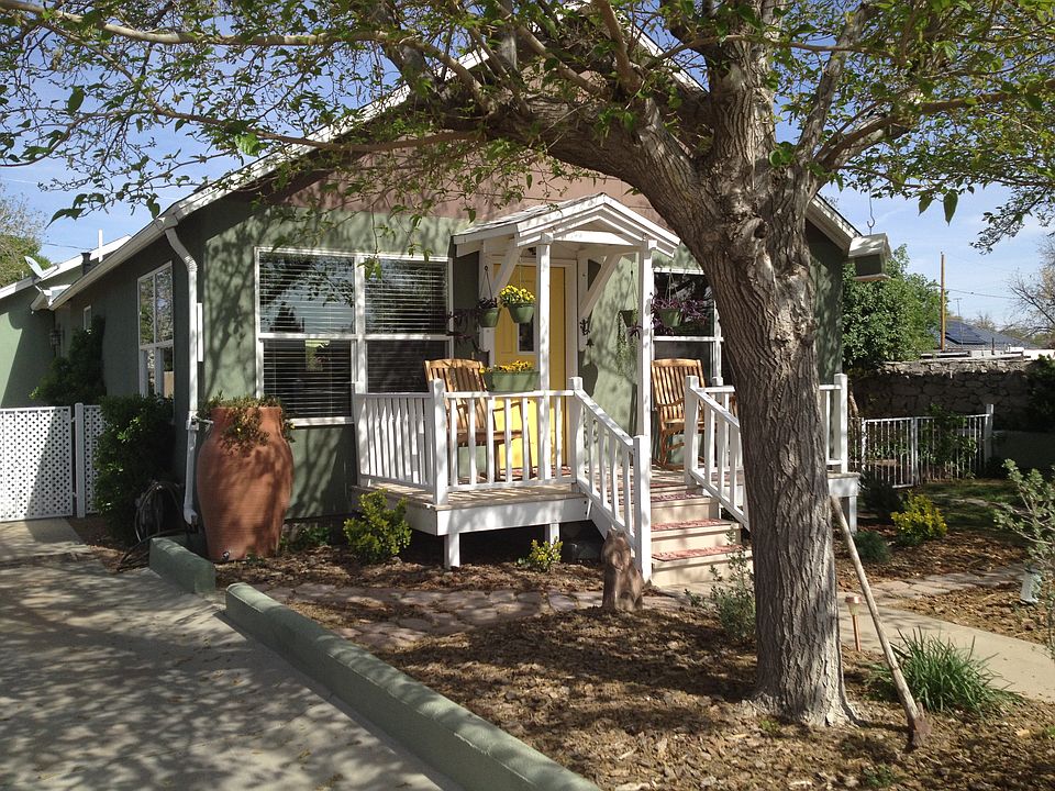 1st image of 556 N Melendres St