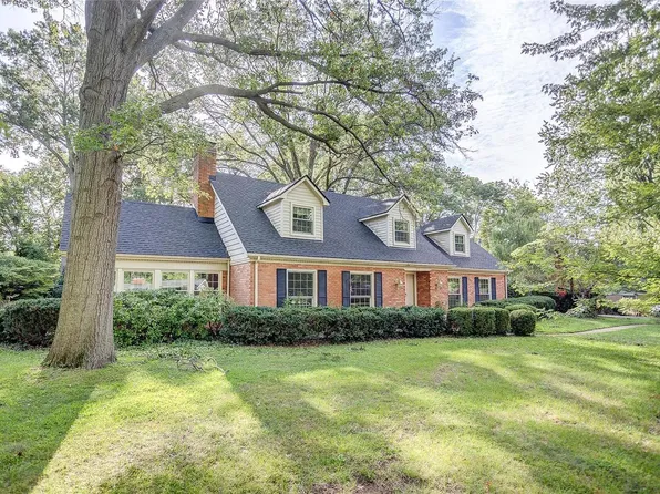 22 Hollyhock Ln, Belleville, IL 62221
