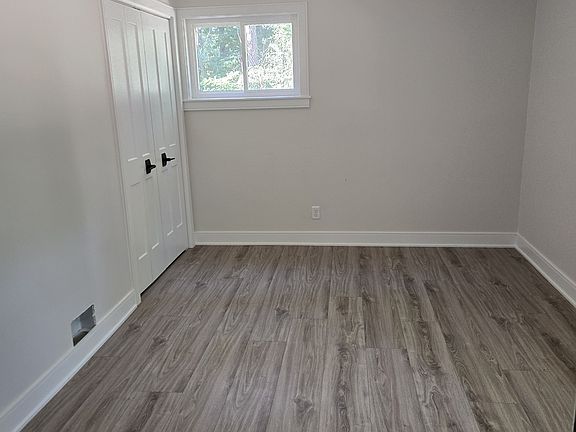 front bedroom with second window