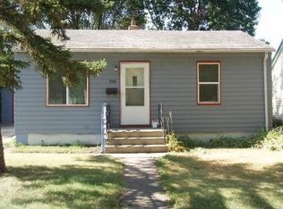 946 9th St SW, Huron, SD 57350