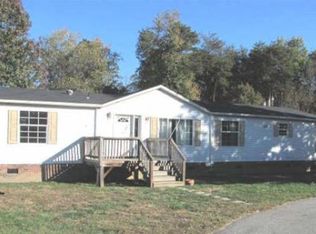 3598 Woodstream Dr, Maiden, NC 28650