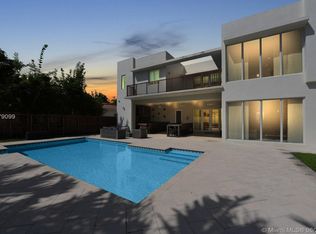 221 SW 21st Rd, Miami, FL 33129