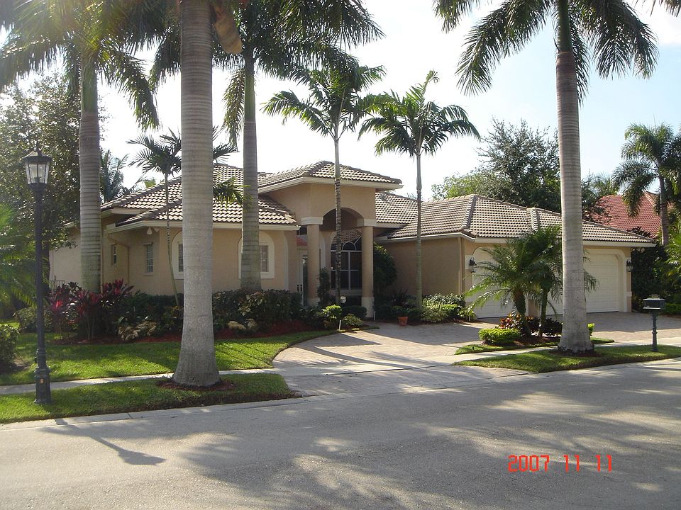 1st image of 2527 Monterey Ct