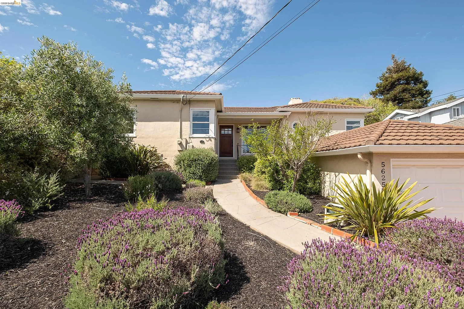 5625 Sacramento Ave photo 1