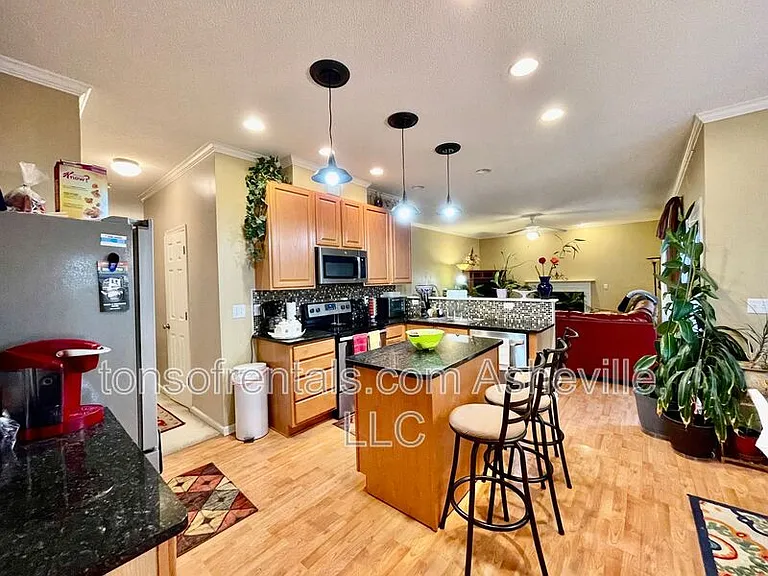 51 Yorktown Cir — Photo 13