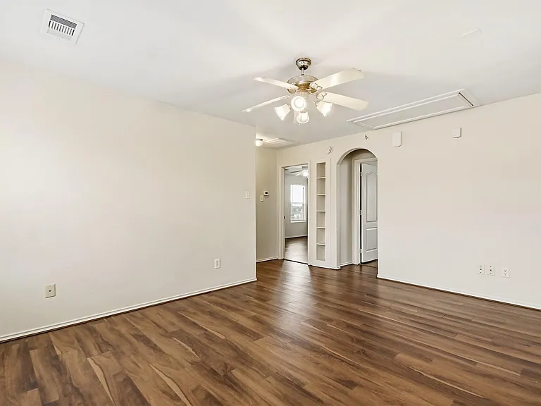 14511 Long Meadow Dr — Photo 18