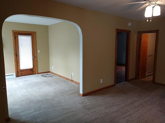 4th image of 6 Albert St Unit 1