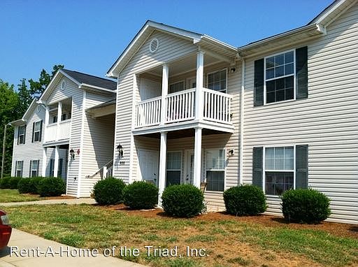 1st image of 900-3C Hanahan Ct