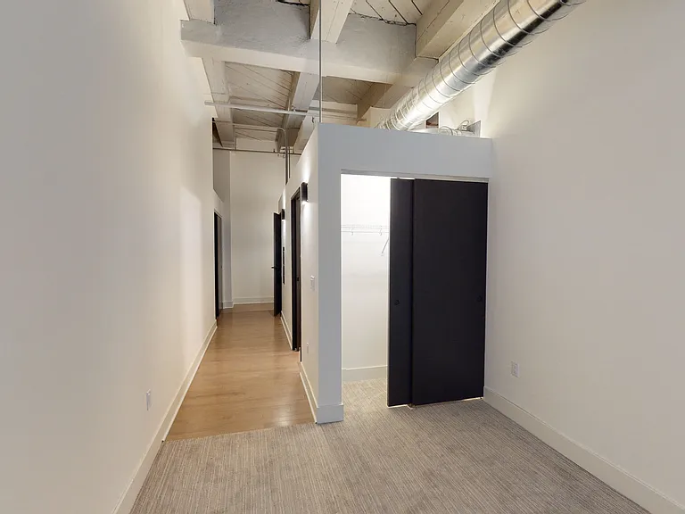 Maxwell Lofts — Photo 55