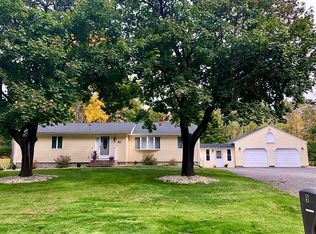 9 Mohawk Dr, Hampden, MA 01036