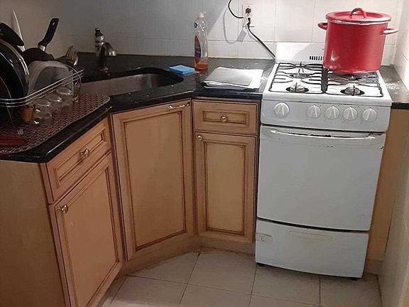 3rd image of 3030 Linwood Ave #2H