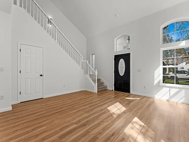 5812 Andrea Ct — Photo 8