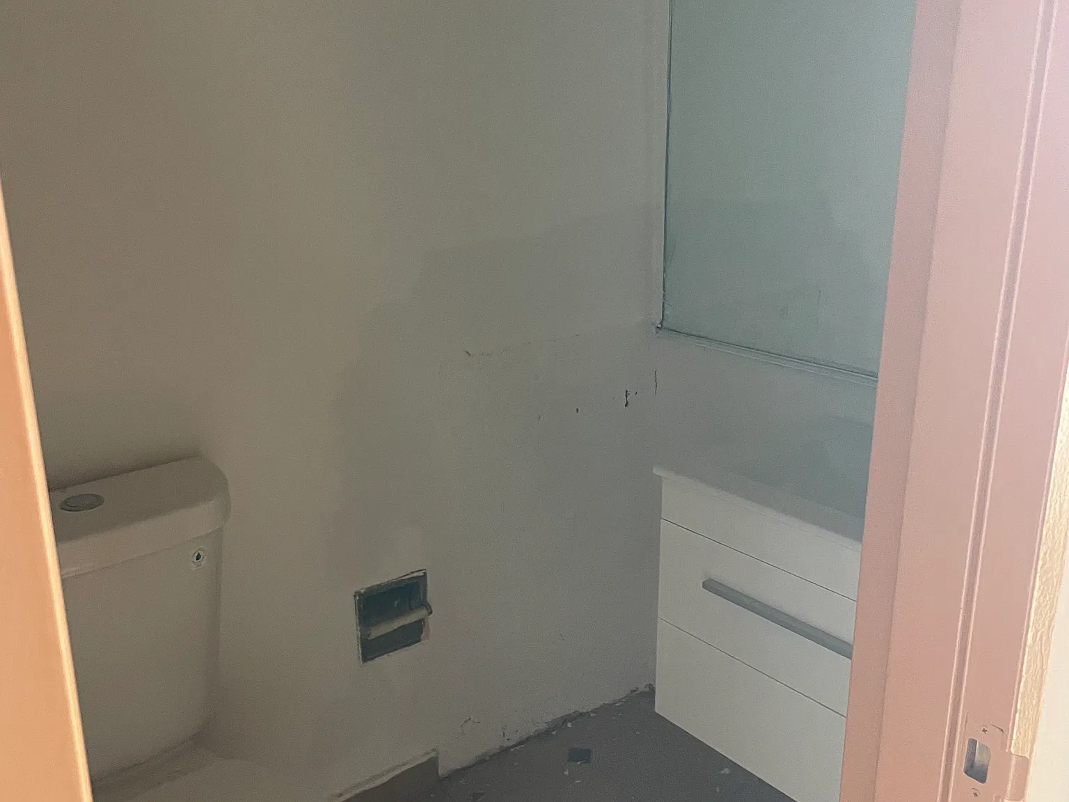 3 bed, 1033 sqft, $1,550 — Photo 2
