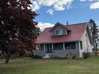 W2535 County Rd E, Cecil, WI, 54111