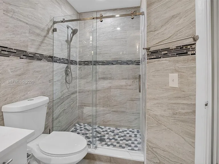 5133 Brisata Cir #L — Photo 78