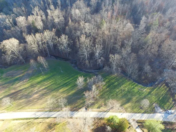4105 Crooked Creek Rd, Irvine, KY 40336