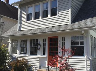 126 Clifford St, Hamden, CT 06517