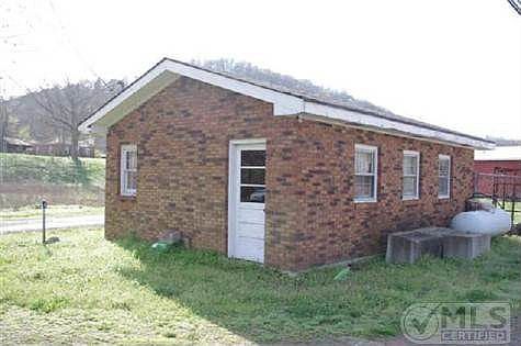 2nd image of 726 Pleasant Shade Hwy