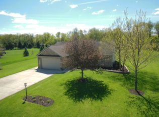 8556 S Rood Rd, Kingston, IL 60145