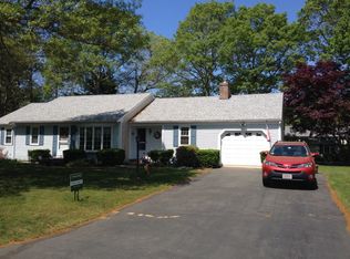 195 Ansel Howland Rd, Centerville, MA 02632