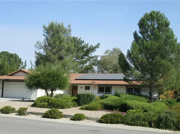 1523 Country Club Dr, Paso Robles, CA 93446