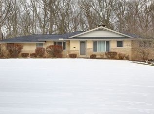 8117 Dalebrook Rd, Independence, OH 44131