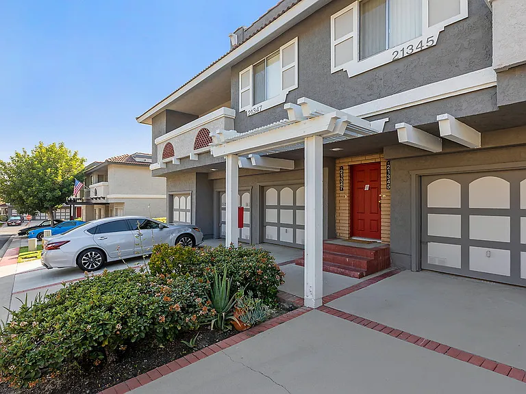 Trabuco Villas — Photo 24