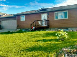 2102 Conifer Loop, Belle Fourche, SD 57717
