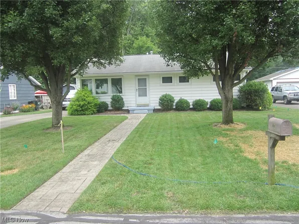 122 Michigan Ave, Marietta, OH 45750