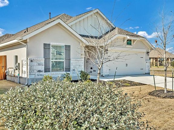 3rd image of 217 Estima Ct