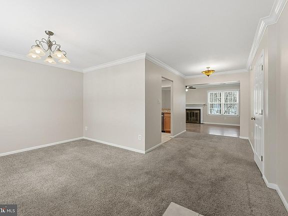 4th image of 6036 Old Landing Way #29