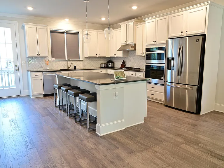 4005 Maypop Ln — Photo 14