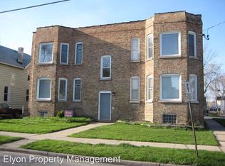 2002 57th St #5, Kenosha, WI 53140