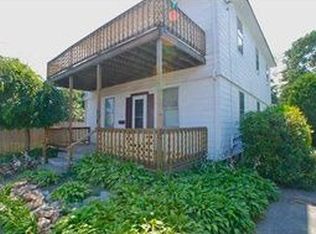 319 Oakland Beach Ave, Warwick, RI 02889