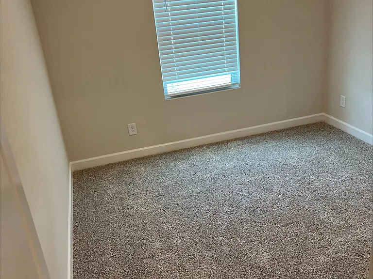 2309 Belterra Dr — Photo 13