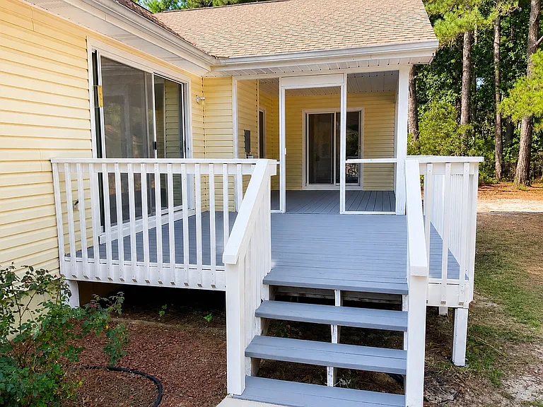 710 Shalamar Ln SW — Photo 11