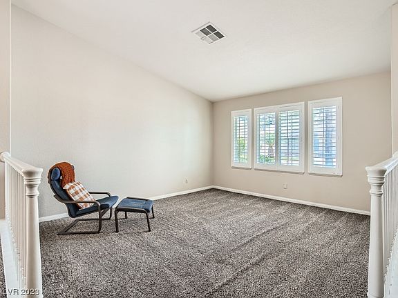 5th image of 654 Ravenglen Dr