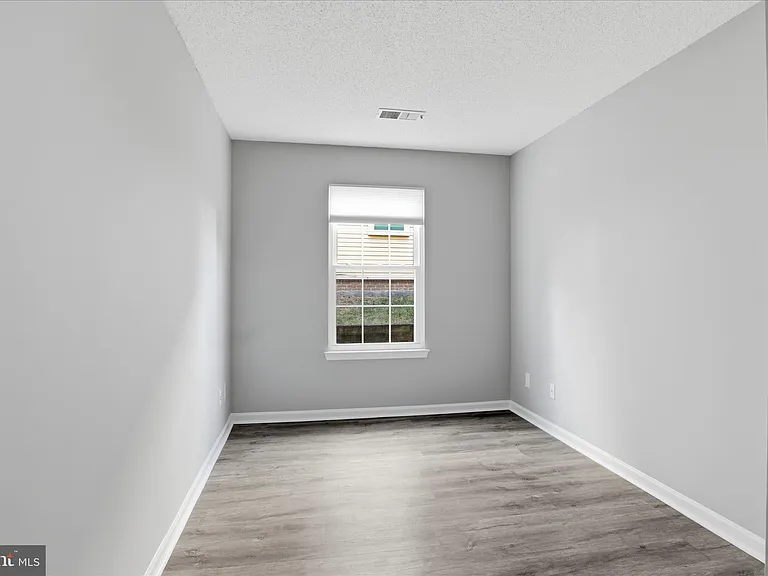 12002 Golf Ridge Ct — Photo 14
