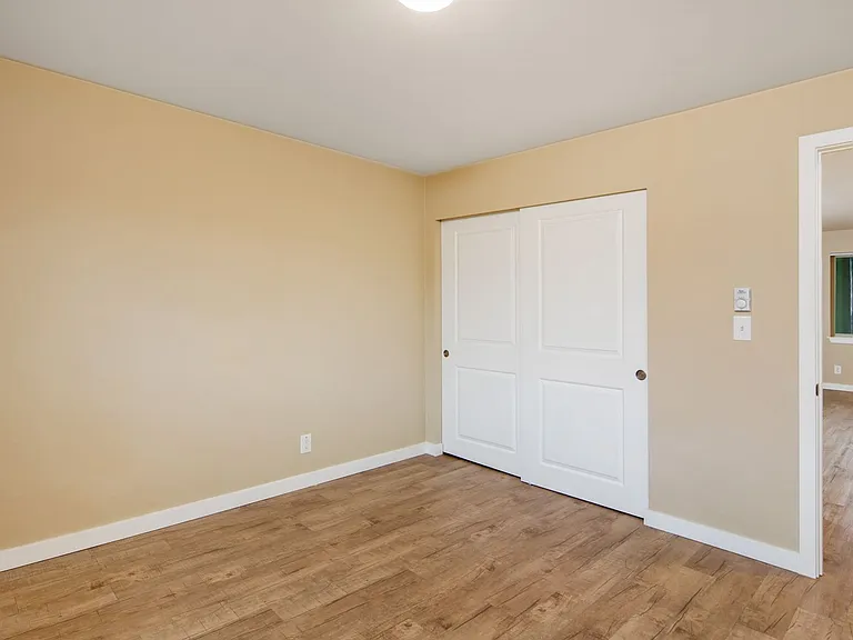Fresco Apartments — Photo 16