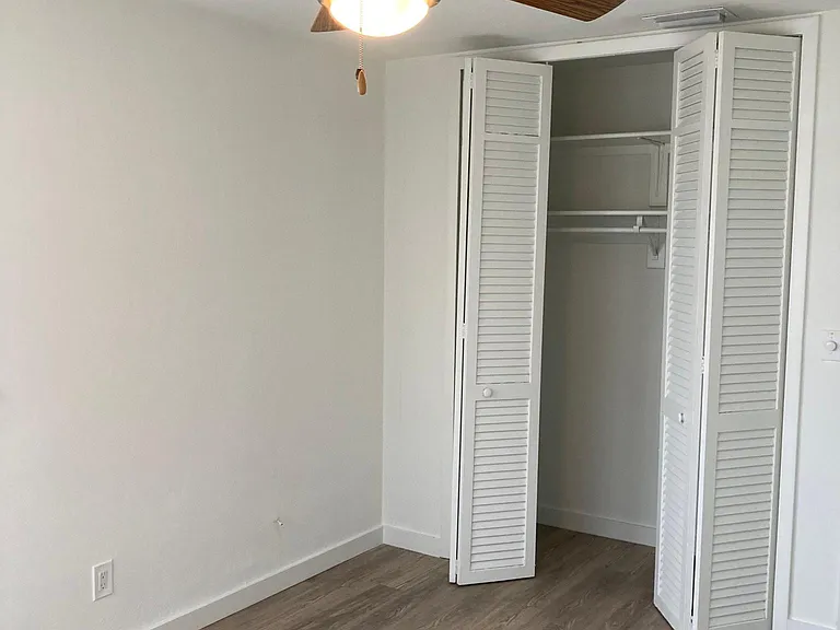 5242 Seagull Ct — Photo 9