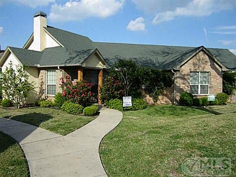 1st image of 6664 Shady Glen Cir
