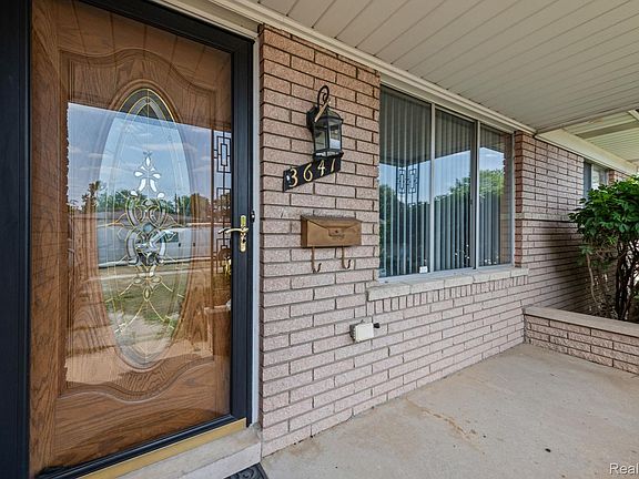5th image of 3647 Veronica Dr